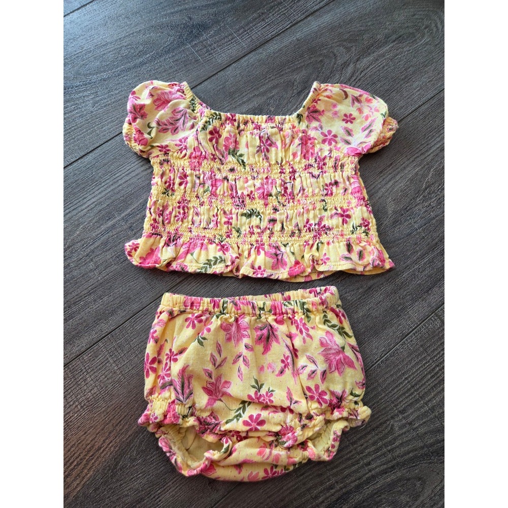 Old navy baby‎ girl set 0-3 mos